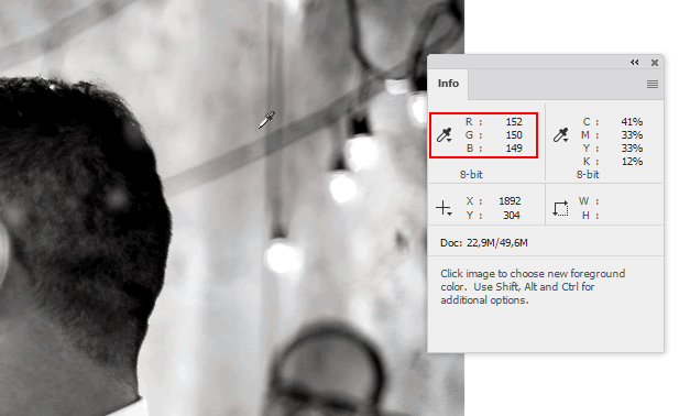 Grayscale image has various RGB values ​​and a color cast